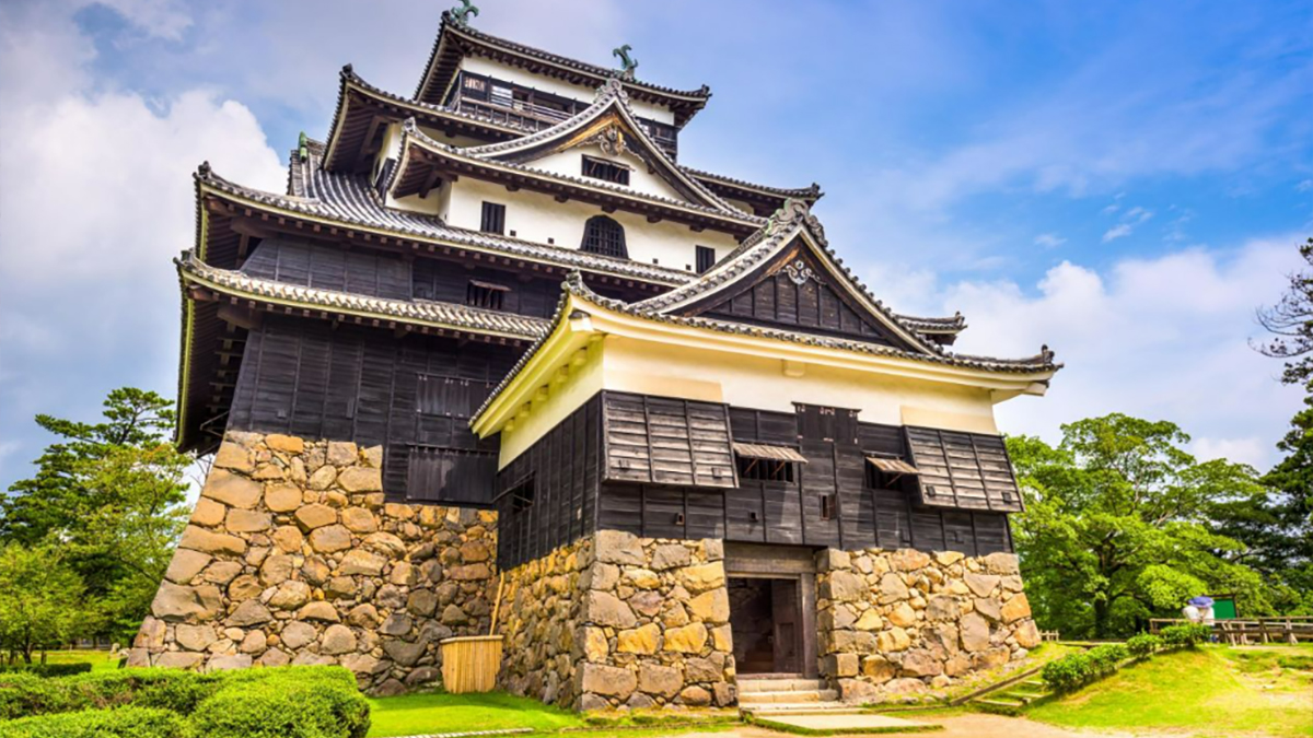 Top 10 Most Beautiful Castles in Japan - Image 10